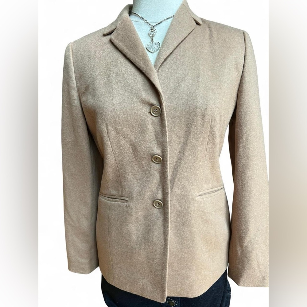 LOFT Beige Virgin Wool Blazer with button closure and shoulder pads size 6